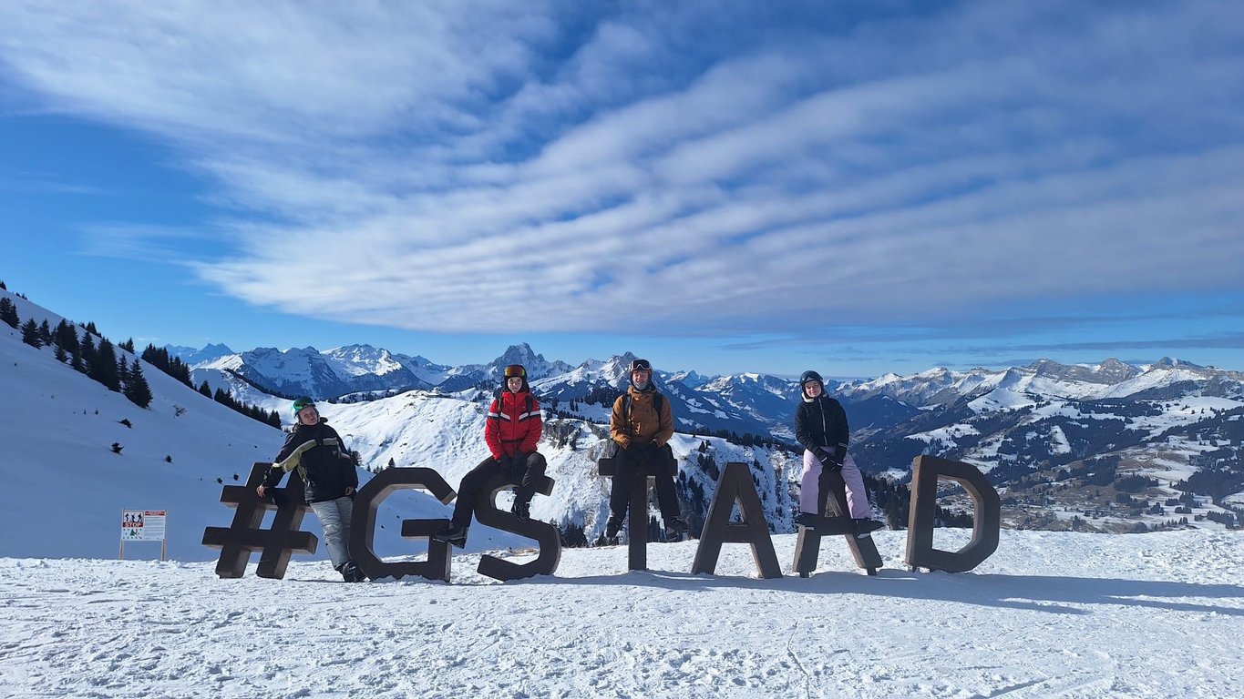 Evangelisches Jugendwerk Hessen e.V.: Skifreizeit - Ab durch den Schnee!