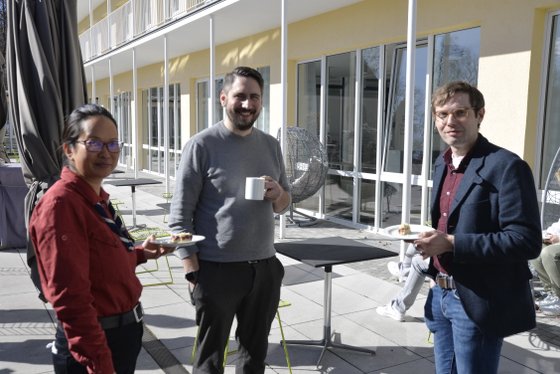 Alle Teilnehmenden und die Kursleitung bei der Übergabe der Zertifikate
Die Präsentation des Fundraisingkonzeptes
Die Kollegen haben mitgefeiert
Die Unterstützung des Vorstandes ist ein wichtiges Element im Fundraising
