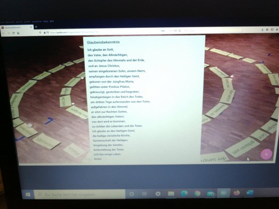 Hier sehen wir einen Teil des Ergebnisses auf Padlet. 
Das Glaubensbekenntnis - Mein Glaubensbekenntnis