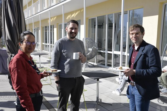 Alle Teilnehmenden und die Kursleitung bei der Übergabe der Zertifikate
Die Präsentation des Fundraisingkonzeptes
Die Kollegen haben mitgefeiert
Die Unterstützung des Vorstandes ist ein wichtiges Element im Fundraising